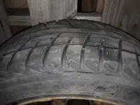 215/60/17 pneus d'hiver
