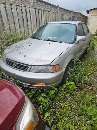 ACURA EL PARTOUT , doesnt start Can take whole car or let me know what you need