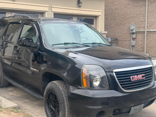 2007 gmc Yukon  in Cars & Trucks in Markham / York Region - Image 3