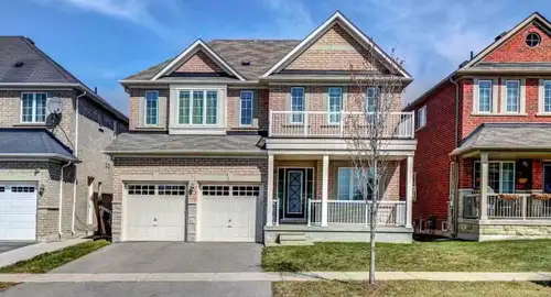 Located at Major Mackenzie & Dufferin, just 10 minutes from Highway 400. Within walking distance to...