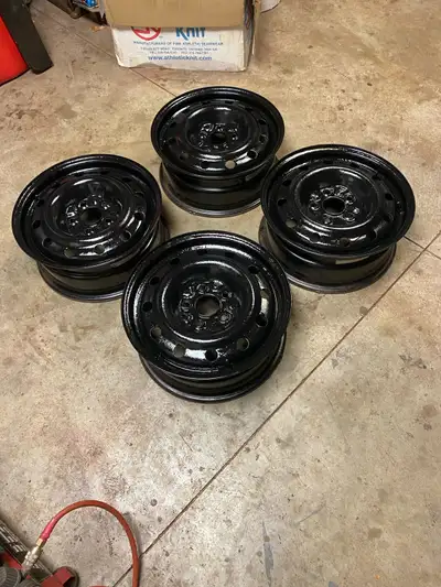 16 inch x6.5 x114.3 bolt pattern black steelies. They have been freshly painted and finished and hav...