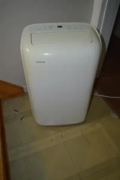 Toshiba Climatiseur et déshumidificateur portable 8 000 BTU115 V, View more
