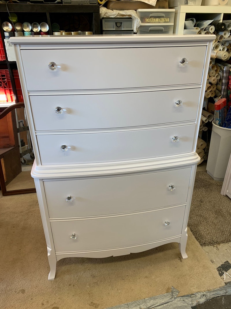 WHITE 5 DRAWER SOLID WOOD UPRIGHT DRESSER Dressers & Wardrobes