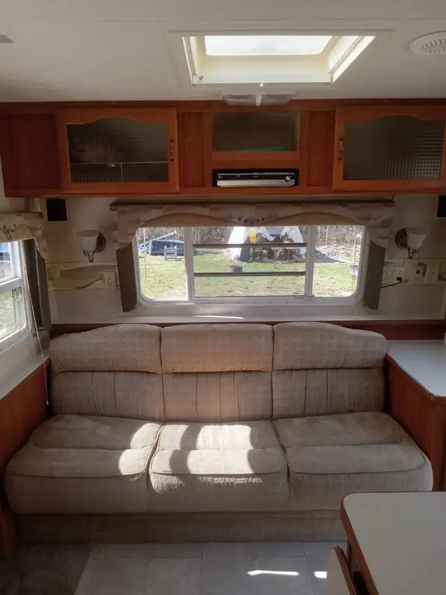 2007 KOMFORT 253 Travel Trailer in Travel Trailers & Campers in Quesnel - Image 7