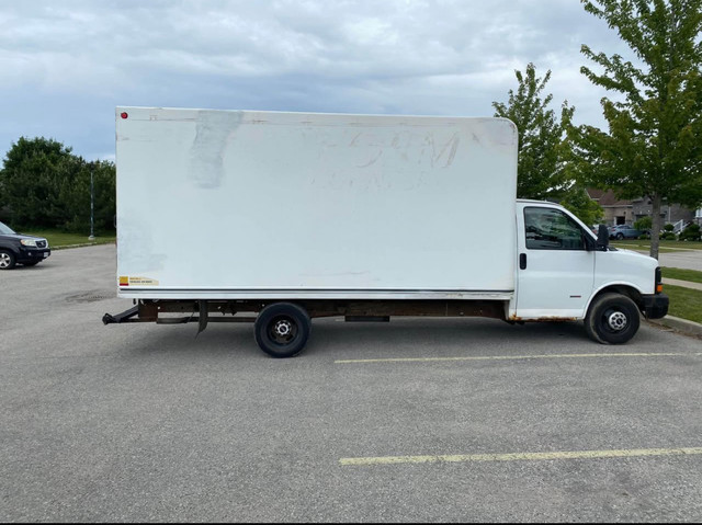 2006 GMC STV in Cars & Trucks in Barrie - Image 4