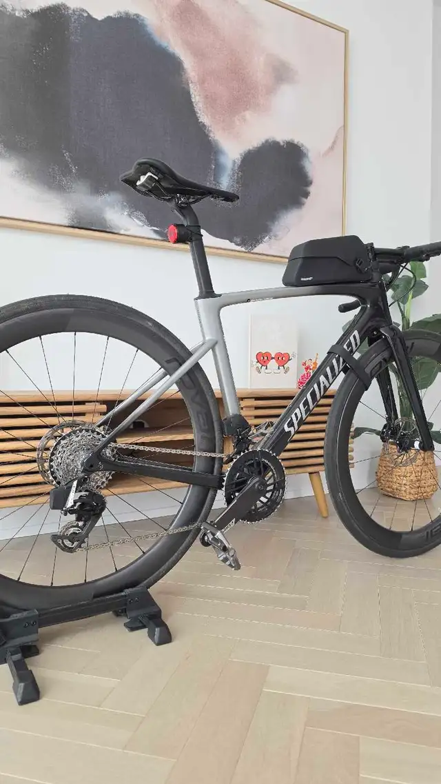 2026 Specialized Roubaix Pro Sram Force Medium Road Bike in Road in City of Toronto - Image 5