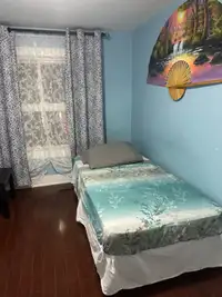 Brampton furnished Private  Room upper level , for Female