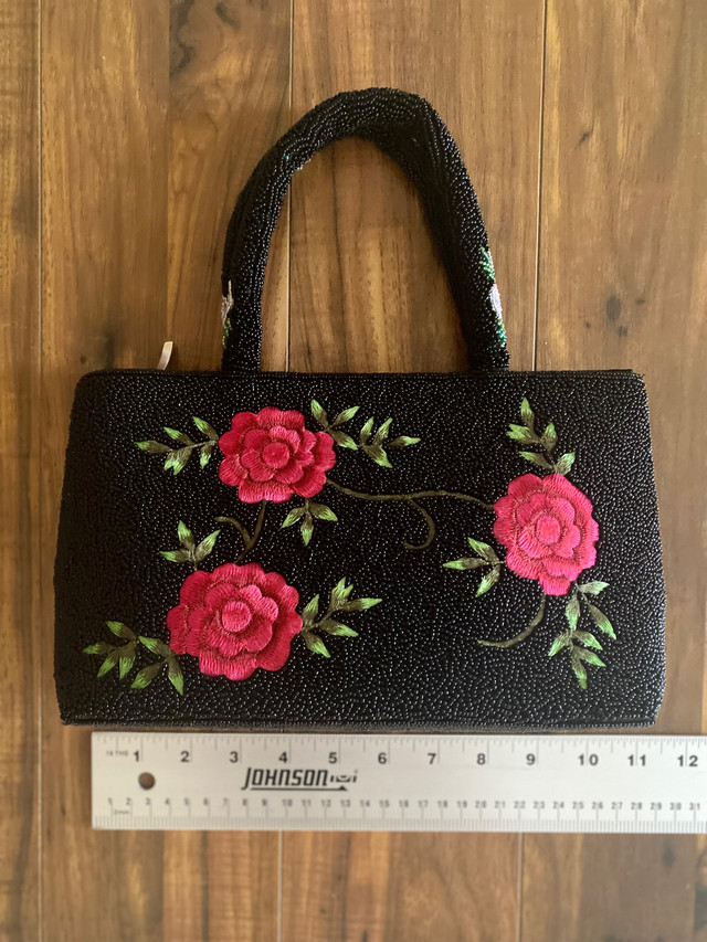 Vintage Embroidered beaded handbag  in Women's - Bags & Wallets in Delta/Surrey/Langley