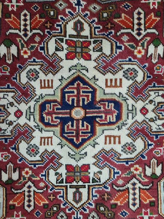Persian rug Tabriz in Rugs, Carpets & Runners in Markham / York Region - Image 4
