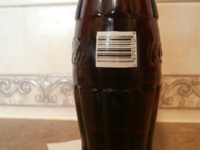 COCA COLA FULL EMBOSSED 8 OZ BOTTLE in Arts & Collectibles in St. Catharines - Image 3