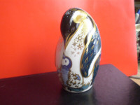 Royal Crown Derby Paperweight Figurine - " Penguin and Chick " -