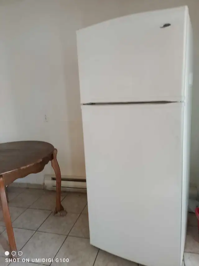 Réfrigérateur  in Refrigerators in Laval / North Shore - Image 3