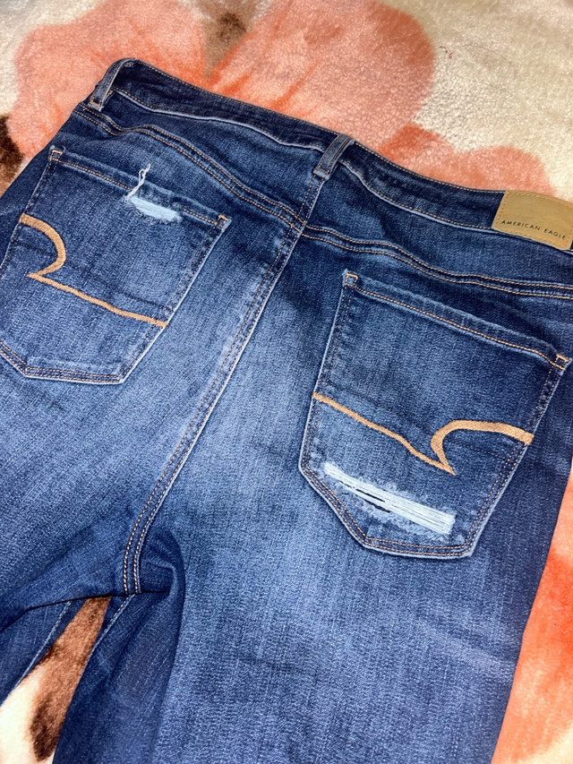 American Eagle Jeans  in Women's - Bottoms in Oakville / Halton Region - Image 3