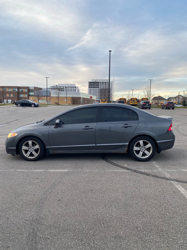 2009 Honda civic in Cars & Trucks in Oakville / Halton Region - Image 4