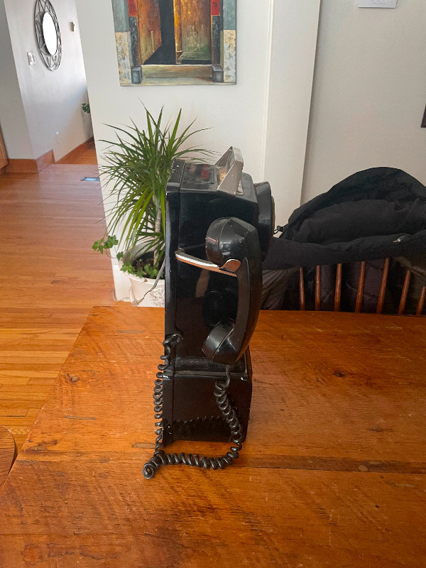 Antique western electric pay telephone in Arts & Collectibles in City of Toronto - Image 4