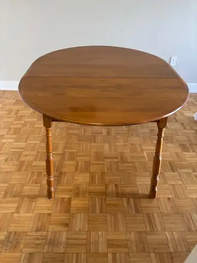 Dining table in good condition, View more
