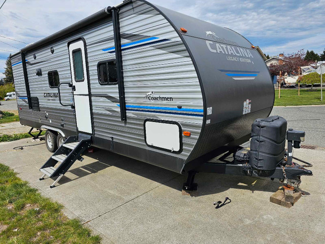 29 foot 2019 Coachman Catalina Legacy Edition in Travel Trailers & Campers in Campbell River