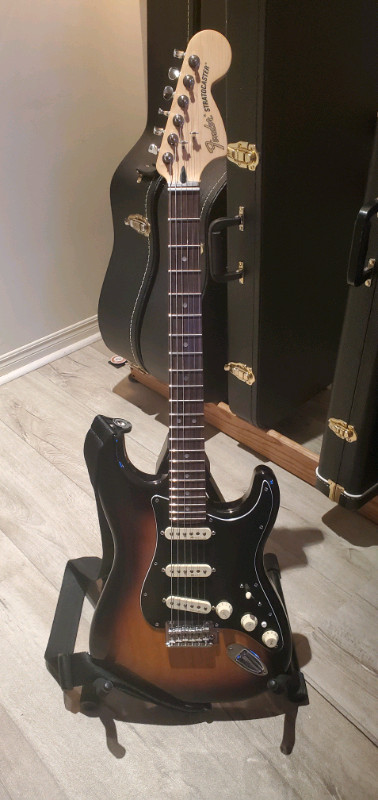 Fender stratocaster deluxe for sale  