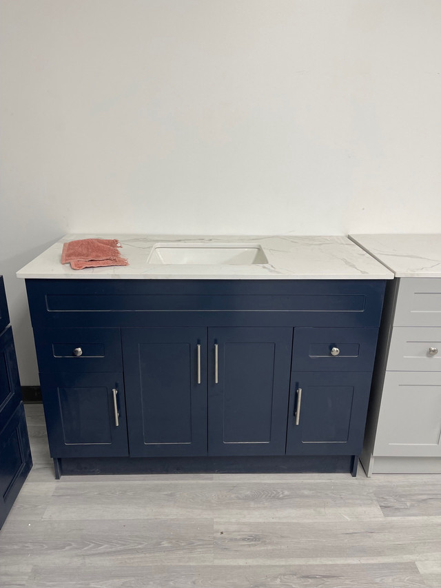 Vanity with Quartz Countertops and Sink in Other in Mississauga / Peel Region - Image 2