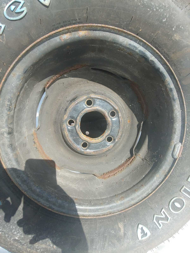 Firestone Destination A/T 2, Chevy, GM, 5x5 Rims in Tires & Rims in Muskoka - Image 3