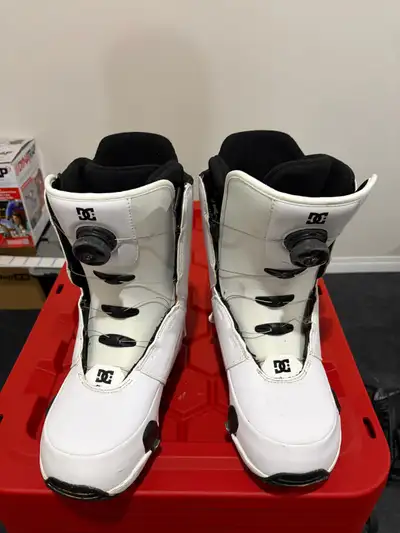 Men’s step on snowboard boots, size 12M. , View more