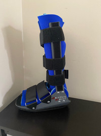 Small    long walking boot,  ankle, foot, lower leg fracture