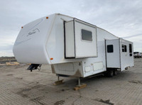 2000 Forest River 5th wheel