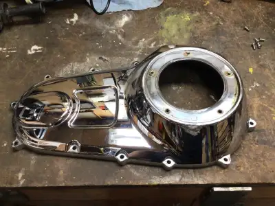 Have a chrome primary cover will fit 09 and up touring models . Has road rash and scratches see the...