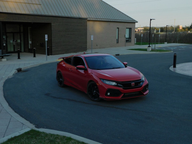 2018 Honda Civic Si Coupe Hfp in Cars & Trucks in City of Halifax - Image 3