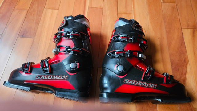 Mens Ski Boots - Salomon Mission X5:Size 28.5 = 11- 11.5 US in Ski in Oakville / Halton Region