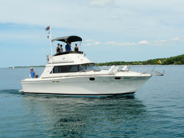 34 ft Silverton (34C) in Powerboats & Motorboats in Owen Sound