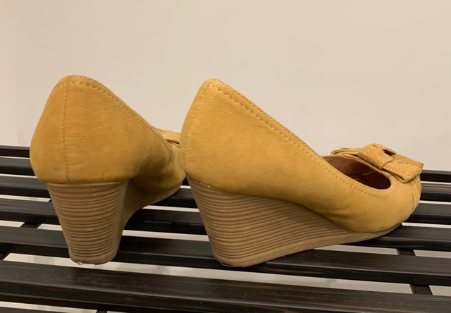 Women's Sz 9 Suede Wedges in Women's - Shoes in Burnaby/New Westminster - Image 3