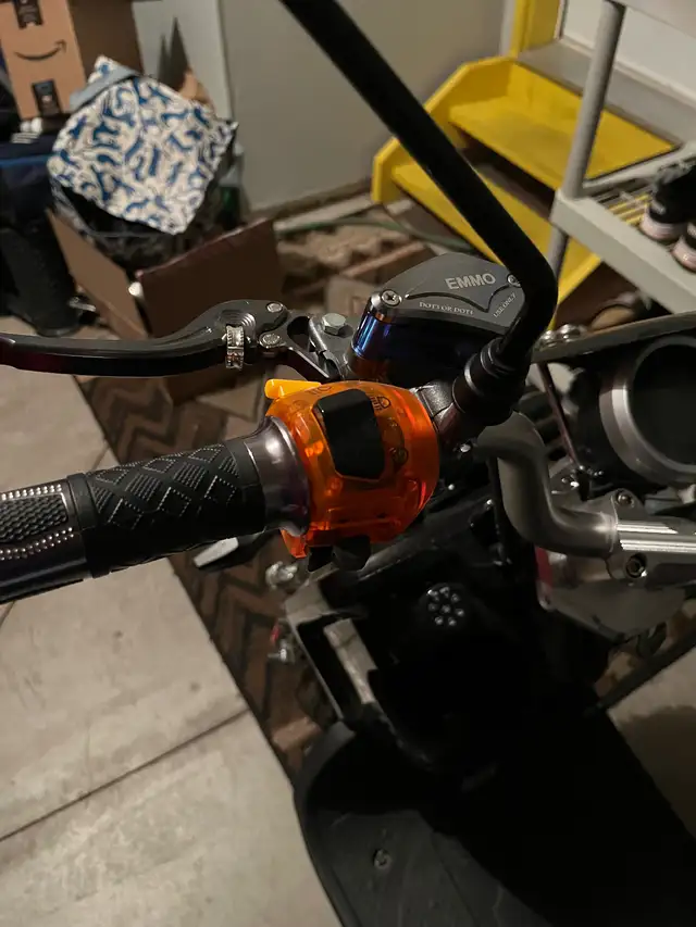 Emmo Monster in eBike in Hamilton - Image 8