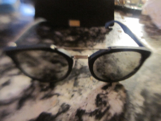 Hugo Boss Sunglasses Boss 0777/S Brand New Made in Italy & Case in Men's in City of Toronto - Image 4