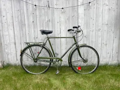 Vintage Raleigh Superbe Men’s Bicycle, View more