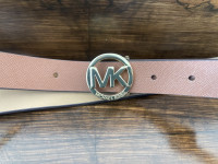 ONE LADIES BRAND NEW 100 % AUTHENTIC  BELT BY '' MICHAEL KORS ''