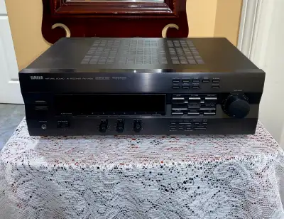 Yamaha RX-V493 5.1 AVR, 70 WPC, Phono A compact yet capable 5.1-channel home theater receiver from Y...