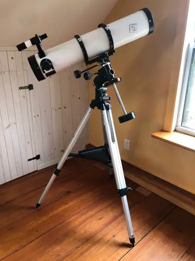 Téléscope avec trépied D=130mm F=900mm, View more