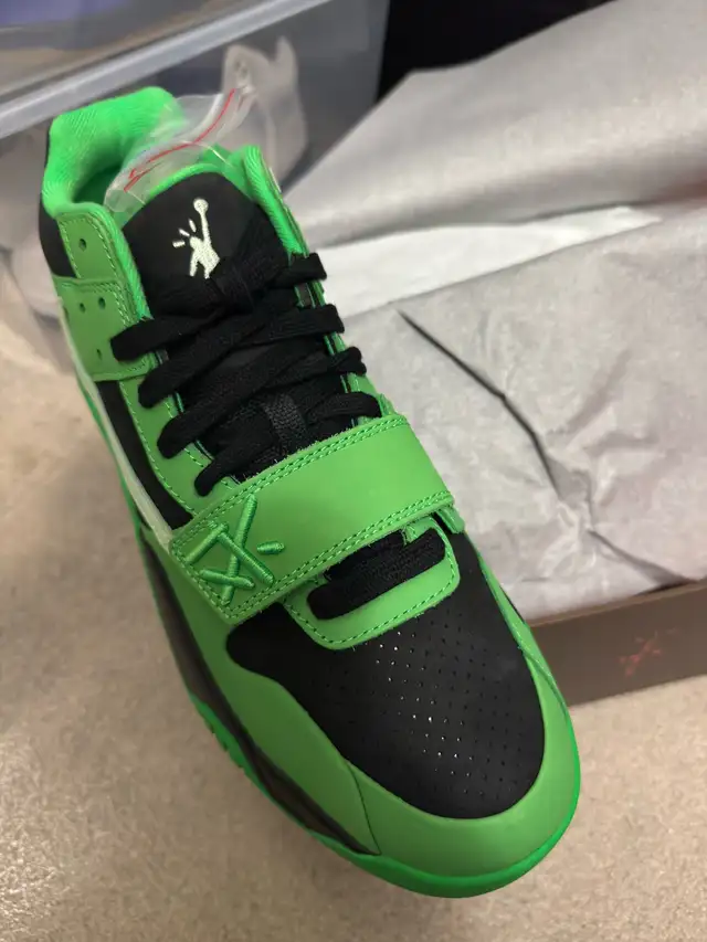Travis Scott CJ1 T rexx green spark men’s shoes in Men's Shoes in Markham / York Region - Image 3