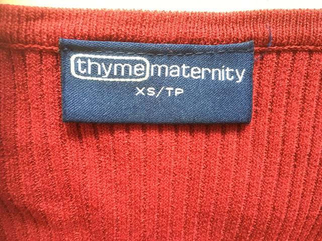 Robe rouge bordeau Thyme Maternity taille XP dans Femmes - Tenues de maternité  à Laval/Rive Nord - Image 4