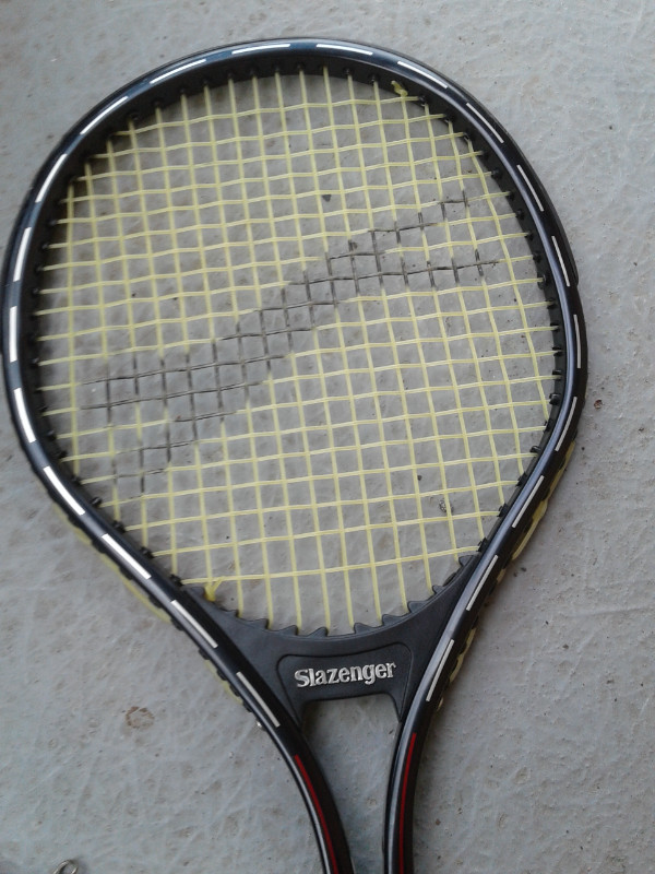 Raquette de squash Slazenger Classic Mid dans Tennis et raquettes  à Ville de Montréal - Image 2