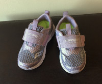 Saucony kids Baby toddler Liteform  7.5 M Shoes