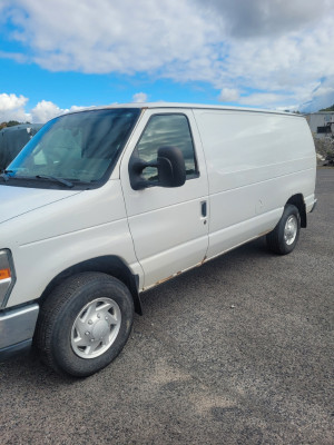 2011 Ford E 250