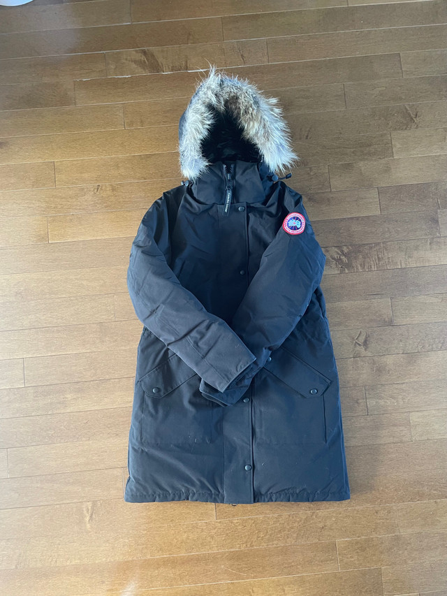 Canada Goose jacket never worn in Women's - Tops & Outerwear in Winnipeg - Image 2