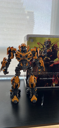 Transformers Premium scale action figure