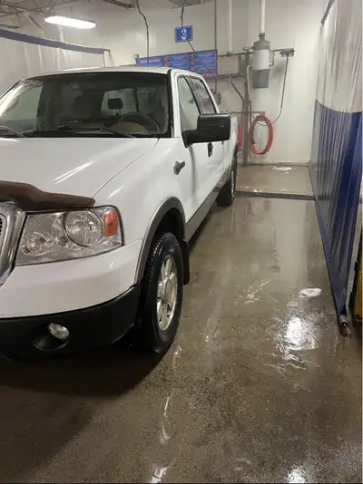 Soon to be a 20-year-old truck, it runs and drives amazing. There isn’t any issues with it. 4x4 work...