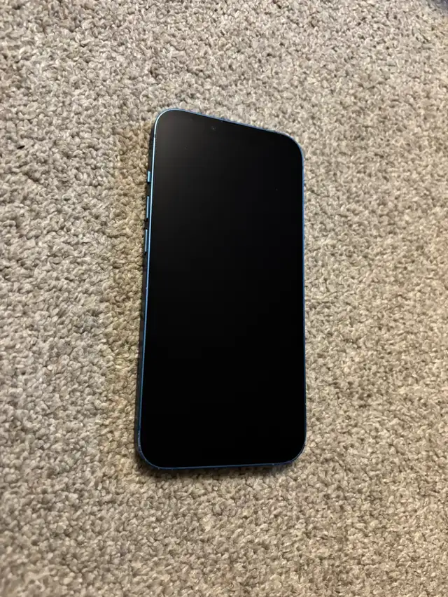 IPhone 13 unlocked 128gb62863738965378121