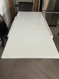 Table extensible de 4 a 6 personne