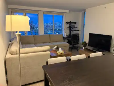 Looking to sublet my beautiful fully furnished 1-bedroom apartment in James Bay for a short-term sta...