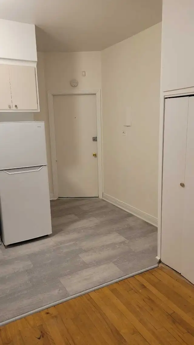 Studio for Rent on Jean Talon Ouest very near Metro and REM in Long Term Rentals in City of Montréal - Image 7